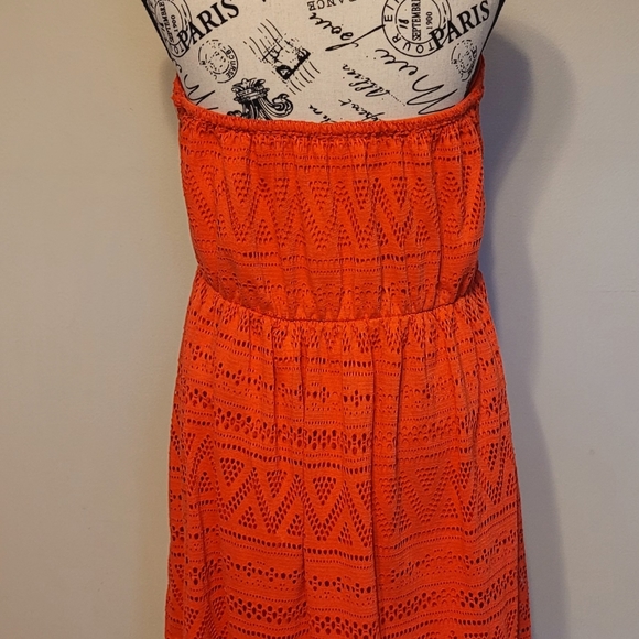 CUTE SUN DRESS!! 🌞 - Picture 3 of 10